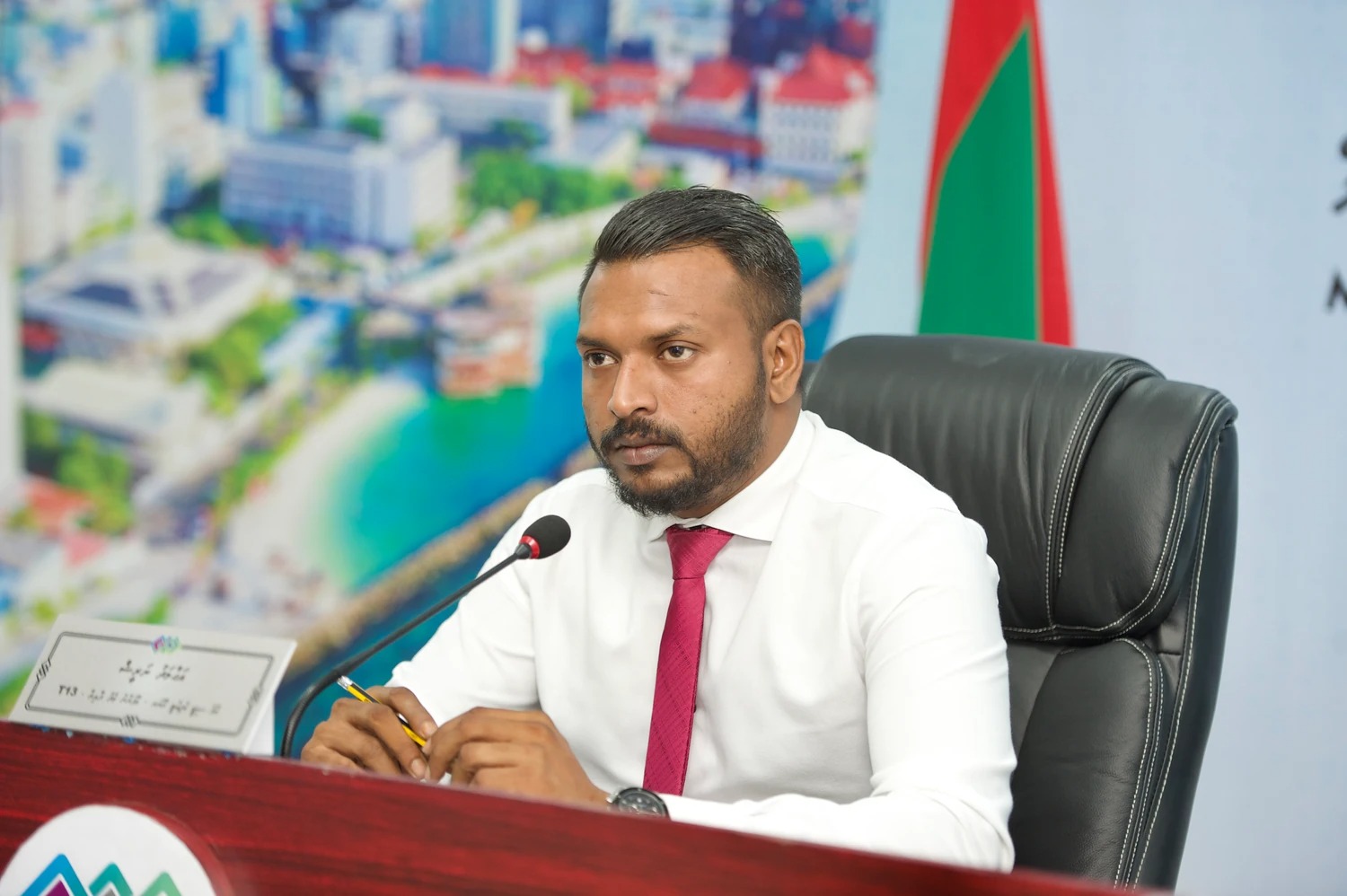 މާލެ ސިޓީކައުންސިލުގެ ޑެޕިއުޓީ މޭޔަރު ނަރީޝް އިސްތިއުފާ ދެއްވައިފި