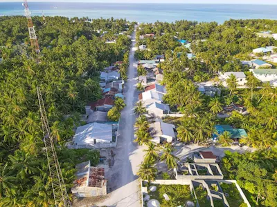 3 މީހުންނާއެކު ދަތުރުކުރަމުން ދިޔަ ޑިންގީއެއް ގެއްލިއްޖެ