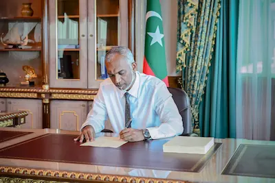 ޖަޕާނުގެ ޤައުމީ ދުވަހުގެ މުނާސަބަތުގައި ރައީސް ޑރ. މުޢިއްޒު ތަހުނިޔާ ފޮނުއްވައިފި