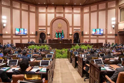 ރޯދަމަސް އަޅުކަމުގައި ހޭދަކުރުމަށް މަޖިލީސް ޗުއްޓިއަށް ދަނީ