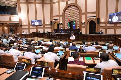 އަންނަ ބުރާސްފަތި ސަރުކާރު ބަންދު!