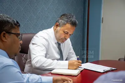 ވައިޑް-ބޮޑީ ބޯޓުގައި މަހުގެ އުފެއްދުންތައް ޗައިނާއަށް އެކްސްޕޯޓް ކުރުމާމެދު މަޝްވަރާތަކެއް!