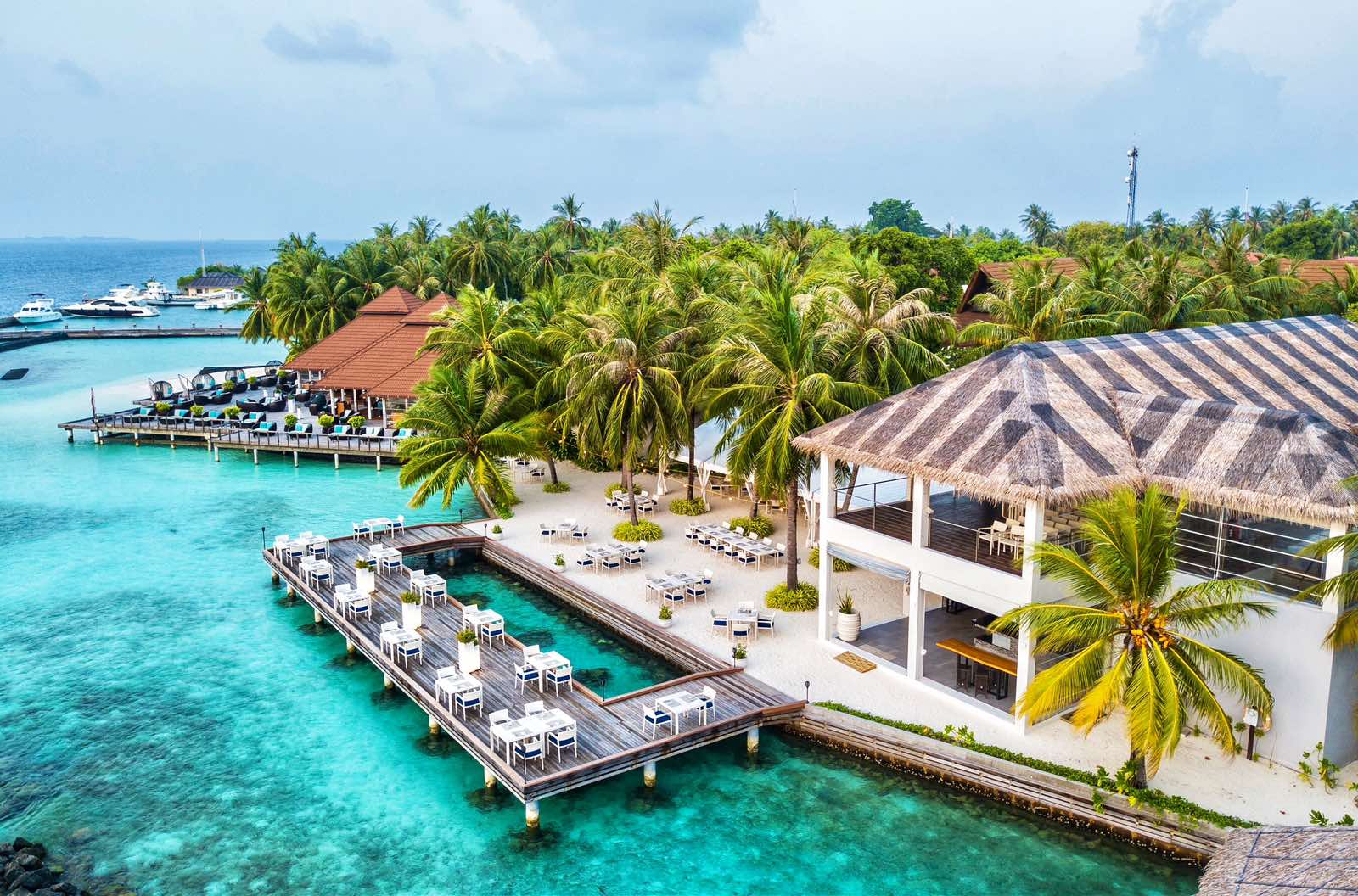 އަހަރުގެ މިހާތަނަށް ރާއްޖެއަށް 2 ލައްކައަށްވުރެ ގިނަ ފަތުރުވެރިން ޒިޔާރަތްކޮށްފި
