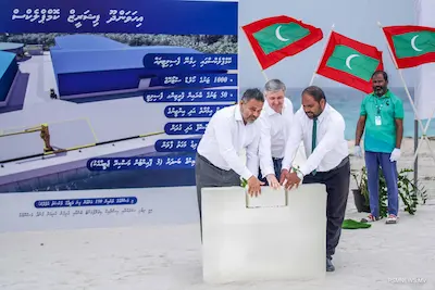 އިހަވަންދޫގައި އަލަށް ގާއިމު ކުރާ 1000 ޓަނުގެ ކޯލްޑް ސްޓޯރޭޖެއް ހިމެނޭ، ފިޝަރީޒް ކޮމްޕްލެސްގެ ބިންގާ އަޅައިފި