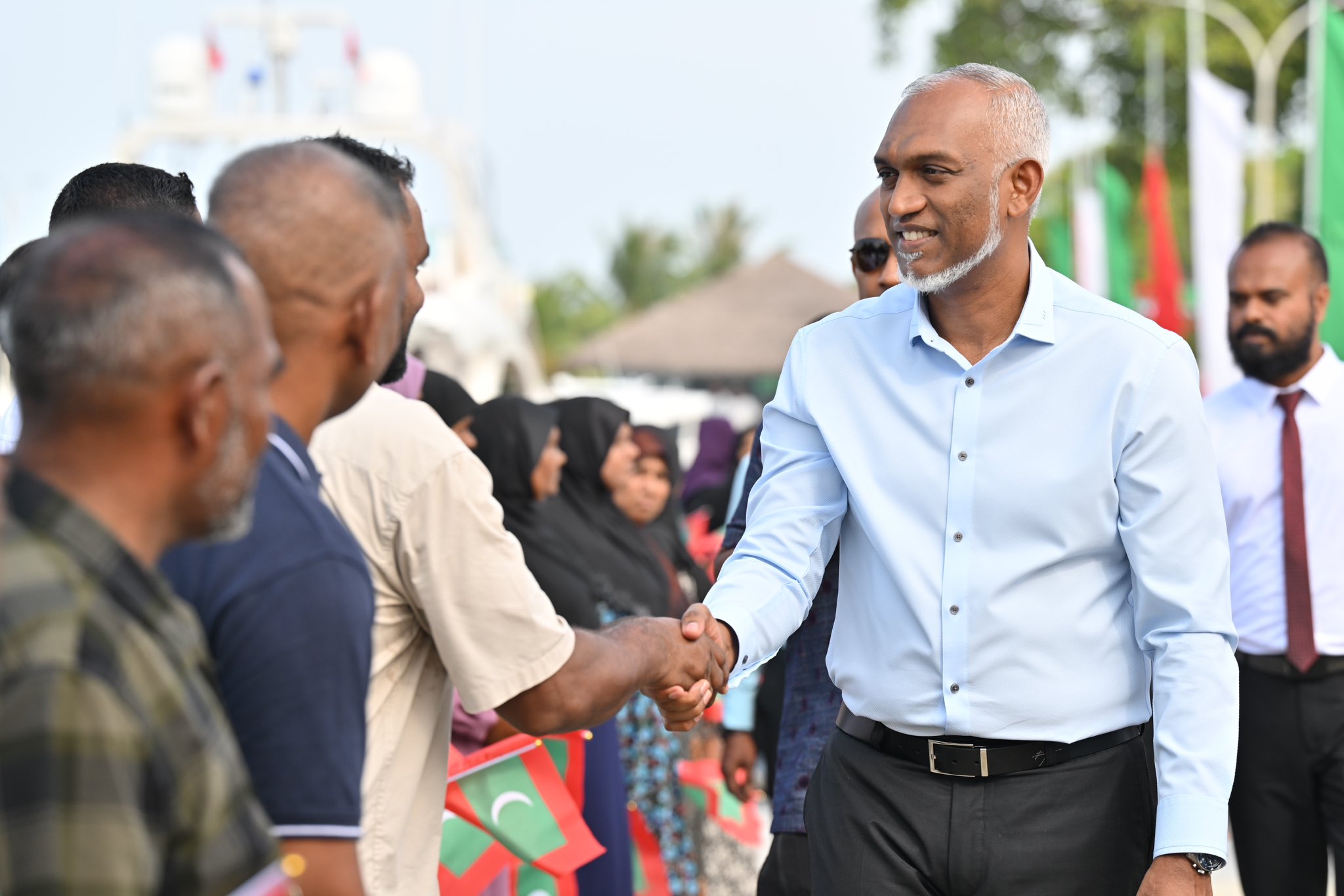 ރައީސް ޑރ މުޢިއްޒު، ހއ އަތޮޅުގެ ބައެއް ރަށްތަކަށް ފައްޓަވާފައިވާ ދަތުރުފުޅުގެ ތެރެއިން، ތަކަންދޫއަށް ވަޑައިގެންފި