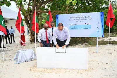 ފިއްލަދޫ ކައުންސިލްގެ އައު އިމާރާތުގެ ބިންގާ އަޅައިފި