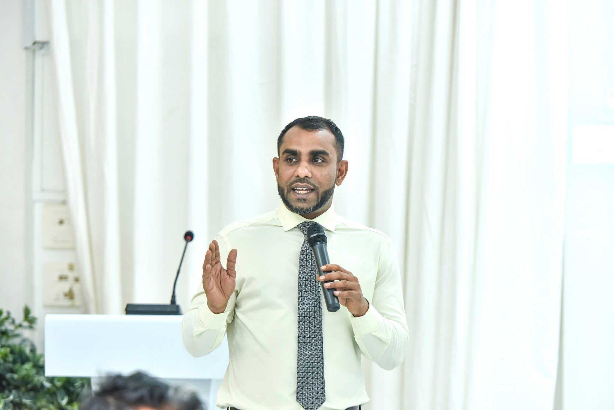 ޓޫރިޒަމް މިނިސްޓަރުގެ މަގާމުން ފައިސަލް ވަކިކުރައްވައިފި