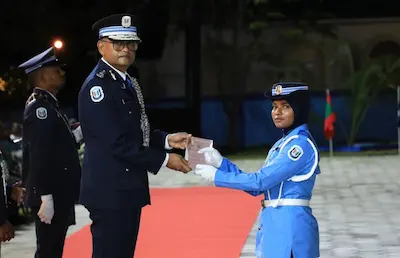 ޑިއުޓީ އަދާކުރާއިރު ޑިއުޓީގެ ބޭނުމަށް ނޫނީ މޯބައިލް ފޯނުގެ ބޭނުން ނުކުރުމަށް ސީޕީގެ އިލްތިމާސް
