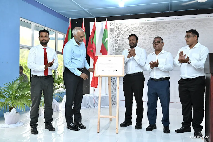 ފައިނުގެ ފެނާއި ނަރުދަމާ ނިޒާމު ރައީސް ޑރ މުޢިއްޒު ރަސްމީކޮށް އިފްތިތާޙު ކޮށްދެއްވައިފި