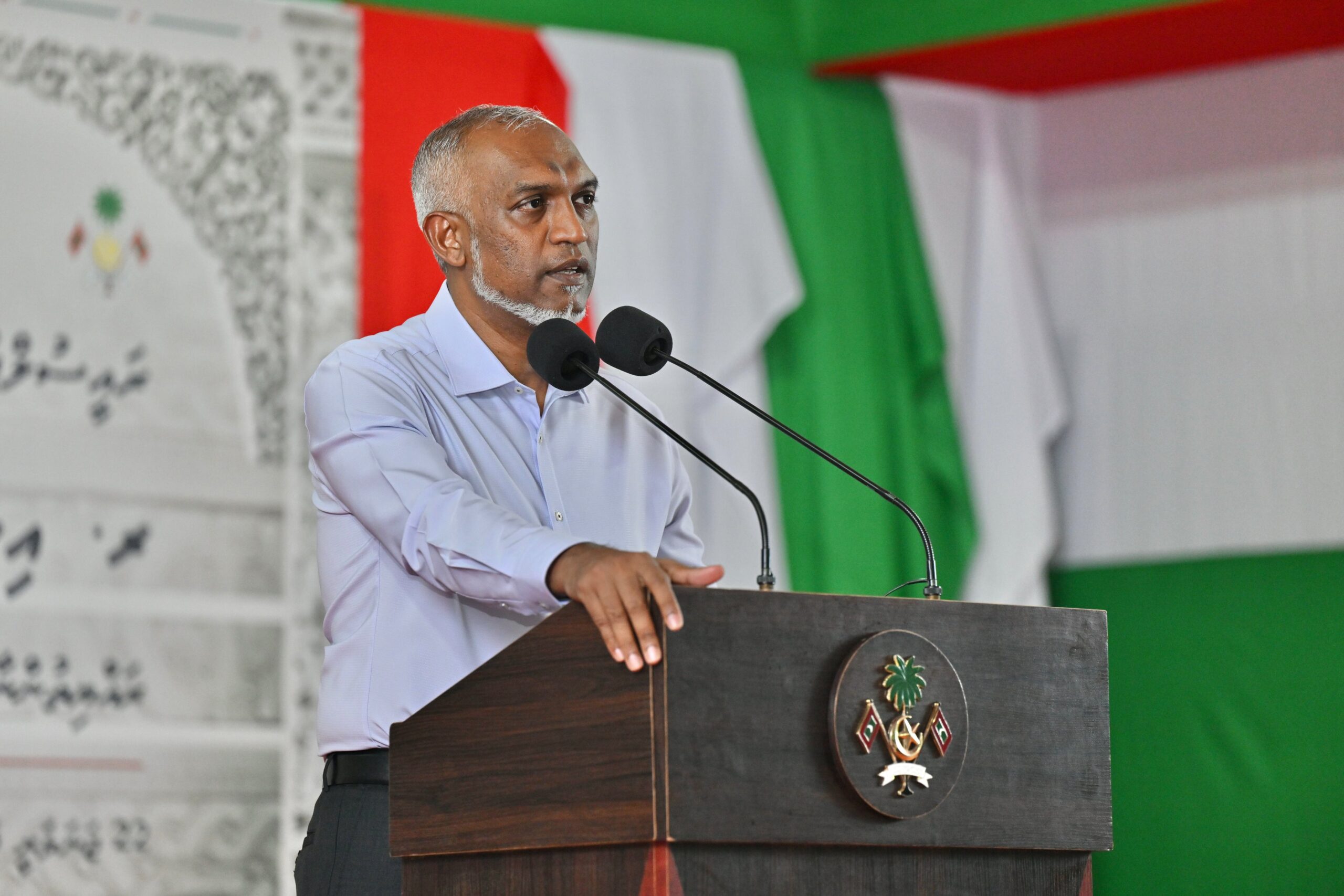 ވަޑިންނަށް ރަހުނަކާ ނުލައި ލުއި ލޯނު ދޫކުރެވޭނެ އިންތިޒާމު ހަމަޖައްސަވައި ދެއްވާނެކަމަށް ރައީސް ވިދާޅުވެއްޖެ