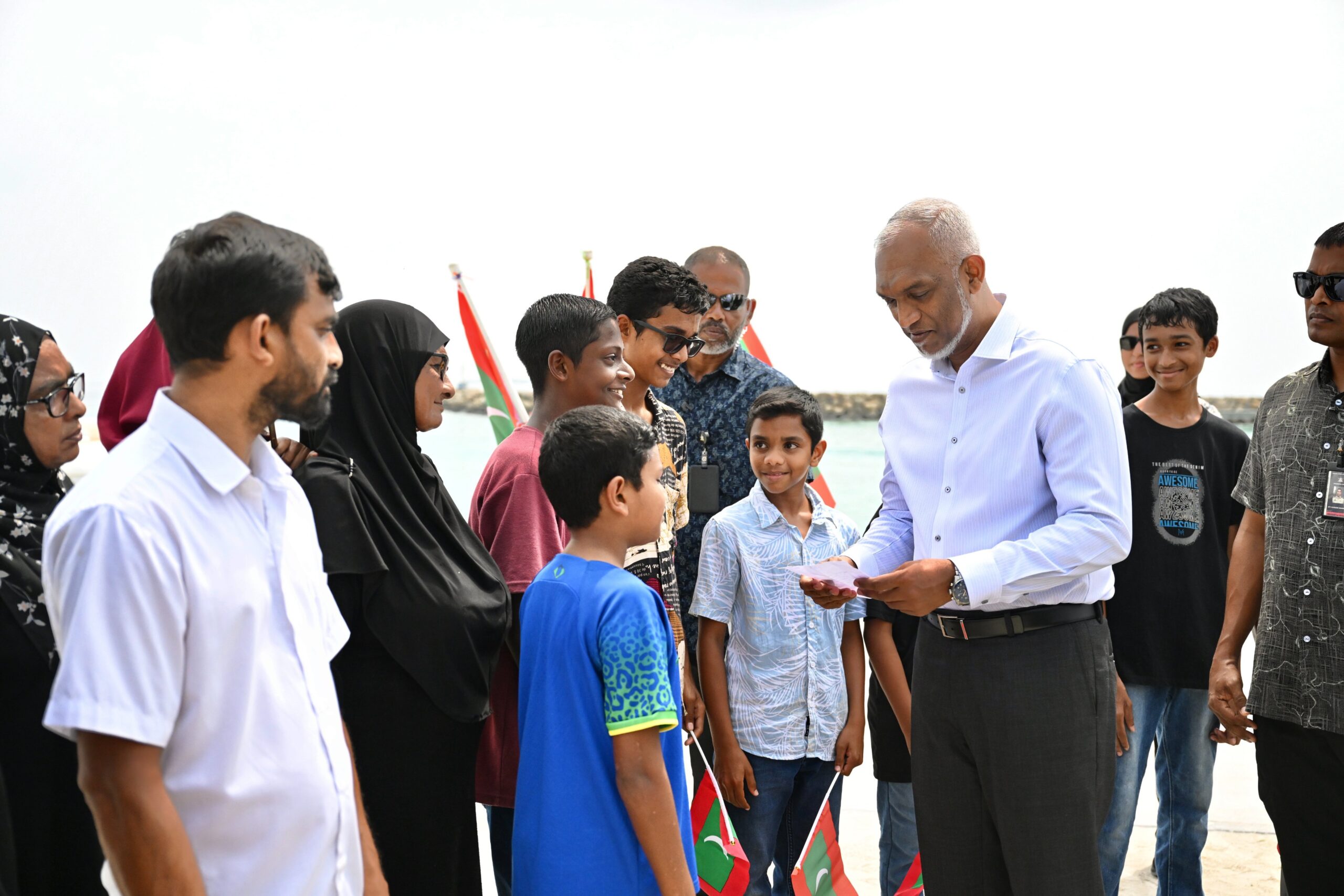 މަޑުއްވަރީގެ ބައެއްގެގޮތުގައި އުފުލަންދޫ ހަމަޖައްސައި، ބިމުގެ ޖާގައިގެ ދަތިކަން ހައްލުކޮށްދޭނަން: ރައީސް