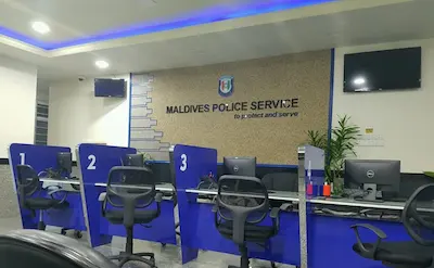 ދިވެހި ޢުމްރާވެރިންތަކެއް މައްކާގައި ތާށިވި މައްސަލަ: މަޝްޢަރު ގުރޫޕްގެ ވެެރިންނަށް ދައުވާކުރަން ފޮނުވައިފި