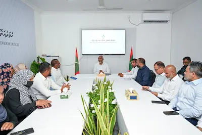 މާމެންދޫ ކައުންސިލާއި އތމ ކޮމިޓީއާ ބައްދަލުކުރެއްވުން؛ ރައީސް ވިދާޅުވީ ފާހަގަކުރެއްވި ކަންކަން ބައްލަވާނެކަމަށް!