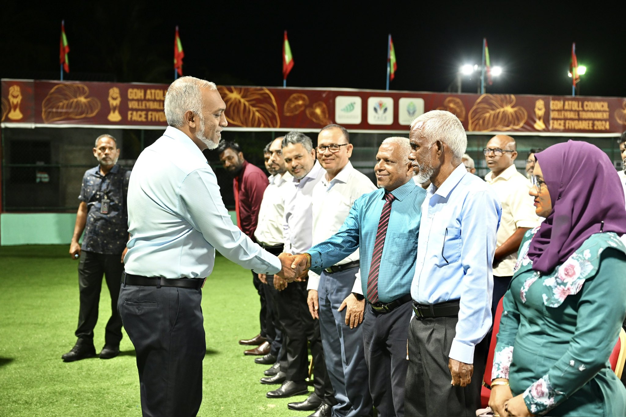 މިއަހަރުގެ ރޯދައިގެ ކުރިން ރަށްރަށަށް ދިމާވެފައިވާ ކަރަންޓުގެ މައްސަލަ ހައްލު ކޮށްދޭނަން: ރައީސް