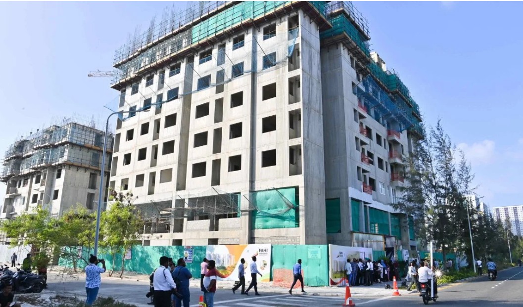 ގެދޮރުވެރިޔާ މަޝްރޫޢުގެ 4 ޓަވަރުގެ މަސައްކަތް އަންނަ މަހު ނިމޭނެ؛ މާރިޗު މަހު ހުރިހާ ހިދުމަތެއް ގާއިމު ކުރެވޭނެ!