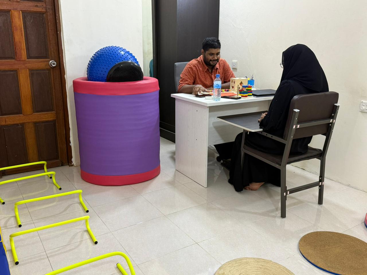 ތިނަދޫ ސިޓީގައި ޚާއްސައެހީއަށް ބޭނުންވާ ކުދިންގެ, ތަފާތު ފަރުވާތައްދޭ ކުލިނިކެއް ހުޅުވައިފި