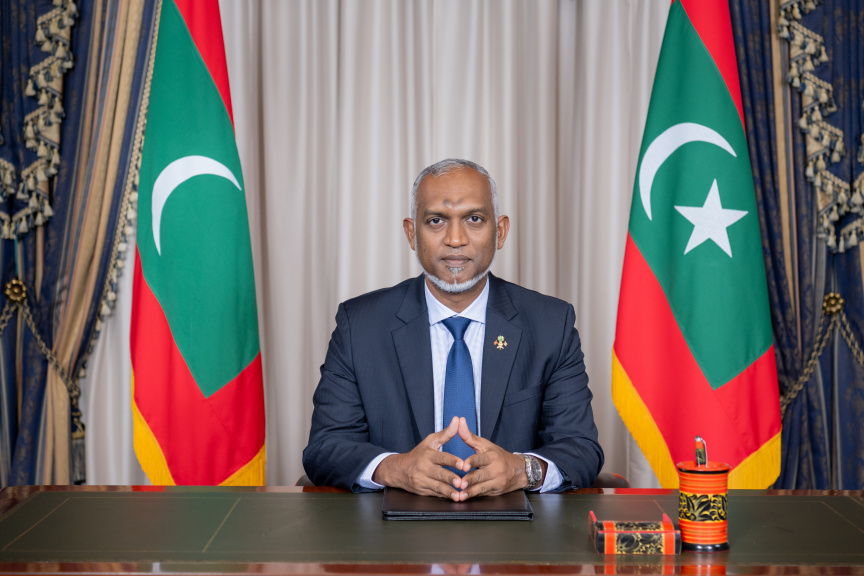 ރައީސް ޑރ މުއިއްޒު ވެރިކަމުން ބާލަން މޮޅު ރޭވުންތައް ރާވައި، ފައިސާ ހޯދުމަށް އިންޑިއާގެ ކިބައިންވަނީ އެދިފައި: ވޮޝިންޓަން ޕޯސްޓް