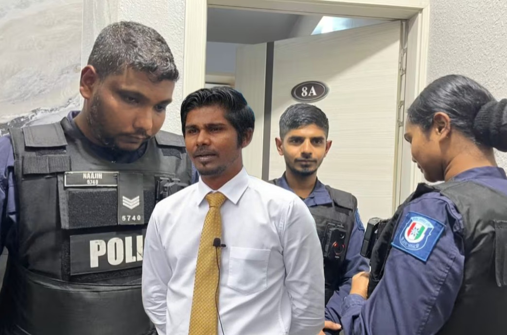އާރްޑީސީ ހިޔާނާތް: މޫކޭ އެޕާޓްމަންޓުން 24 ނޮކިޔާ ފޯނާއި، ސިމްކާޑެއްގެ އިތުރުން ސްކްރީން ތެޅިފައި އޮތް ފޯނެއް ފުލުހުންގެ ބެލުމުގެ ދަށަށް!