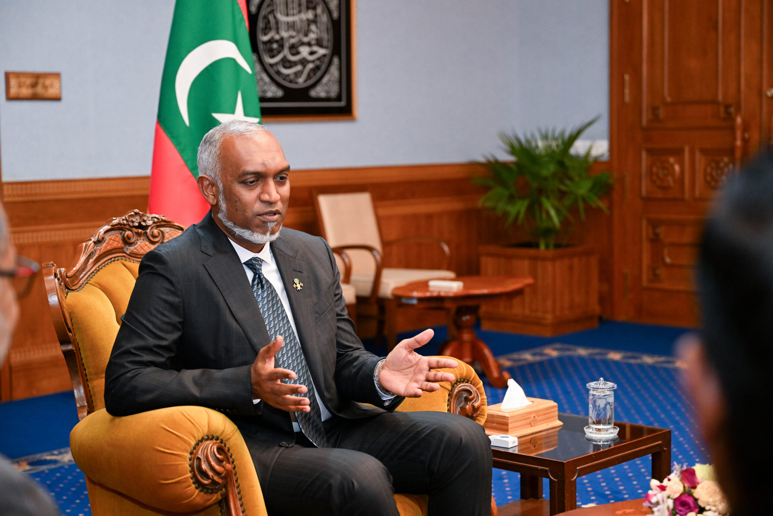ވަޒީރުންގެ މަޖިލީހަށް ގެންނެވި ބަދަލާއި ގުޅިގެން، އެ ވުޒާރާތަކުގެ މަސައްކަތްތަކަށް ރައީސް ބަދަލުތަކެއް ގެންނަވައިފި