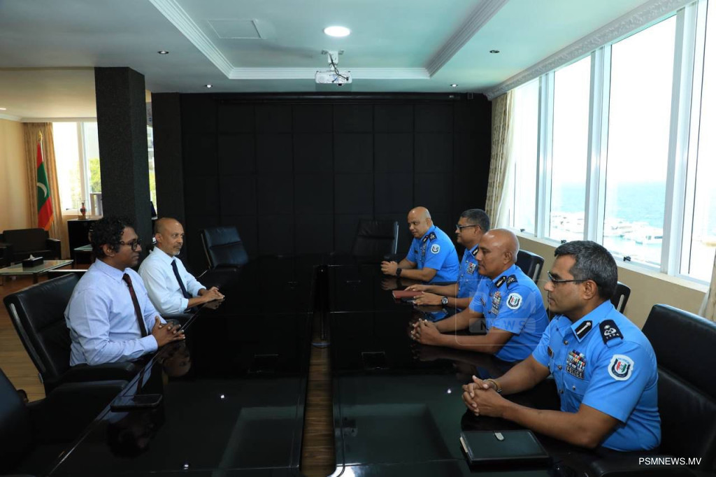 ބިންވެރިޔާ އަދި ގެދޮރުވެރިޔާ ސްކީމުގެ ތަހުގީގު: އެޗްޑީސީއާއި ފުލުހުންގެ އިސްވެރިން މަޝްވަރާ ކުރައްވައިފި