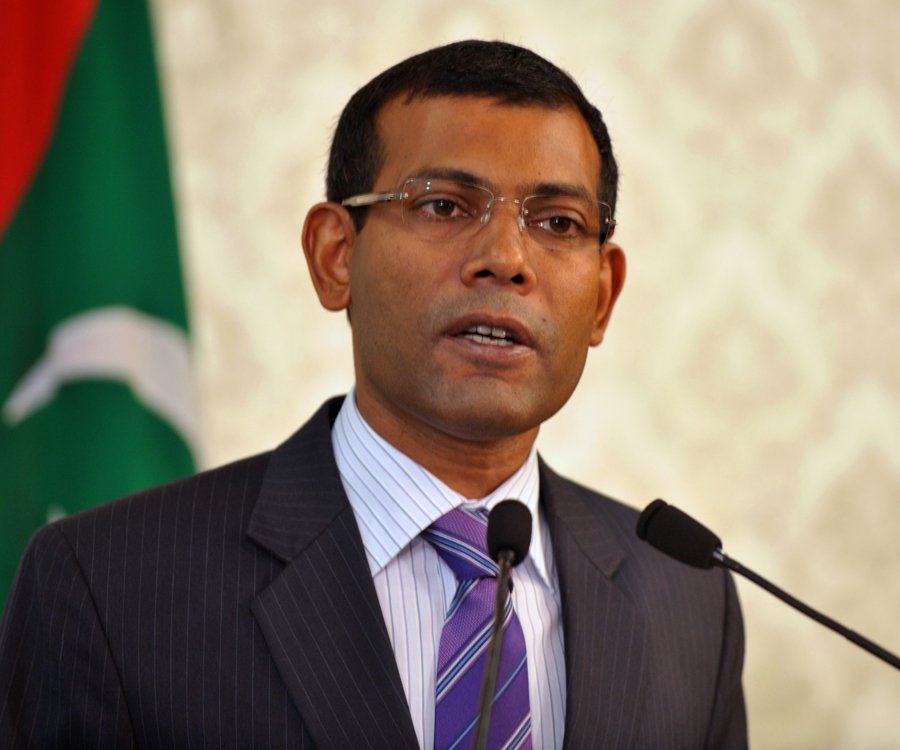 ރައީސް ނަޝީދުގެ ބަސް: ކުރީގައިވެސް ފްލެޓް ލިސްޓް އެކުލަވާލީ ބޭއިންސާފުން، މިހާރު ތަފާތަކީ މައްސަލަ ބަލައި ފިޔަވަޅު އަޅަމުންދާކަން!