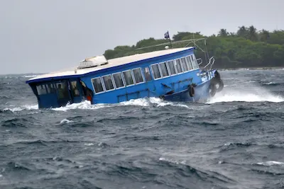 މޫސުން ގޯސްވެ ރާއްޖޭގެ ދެކުނާއި އުތުރުގެ ބައެއް އަތޮޅުތަކަށް ރީނދޫ ސަމާލާއި ހުދު ސަމާލު ނެރެފި
