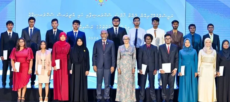 ސްކޮލަރޝިޕްގައި ކިޔަވަން ފަށާ، ޕްރޮގްރާމް ބަދަލުކުރެވޭ ގޮތަށް އުސޫލަށް ބަދަލެއް!
