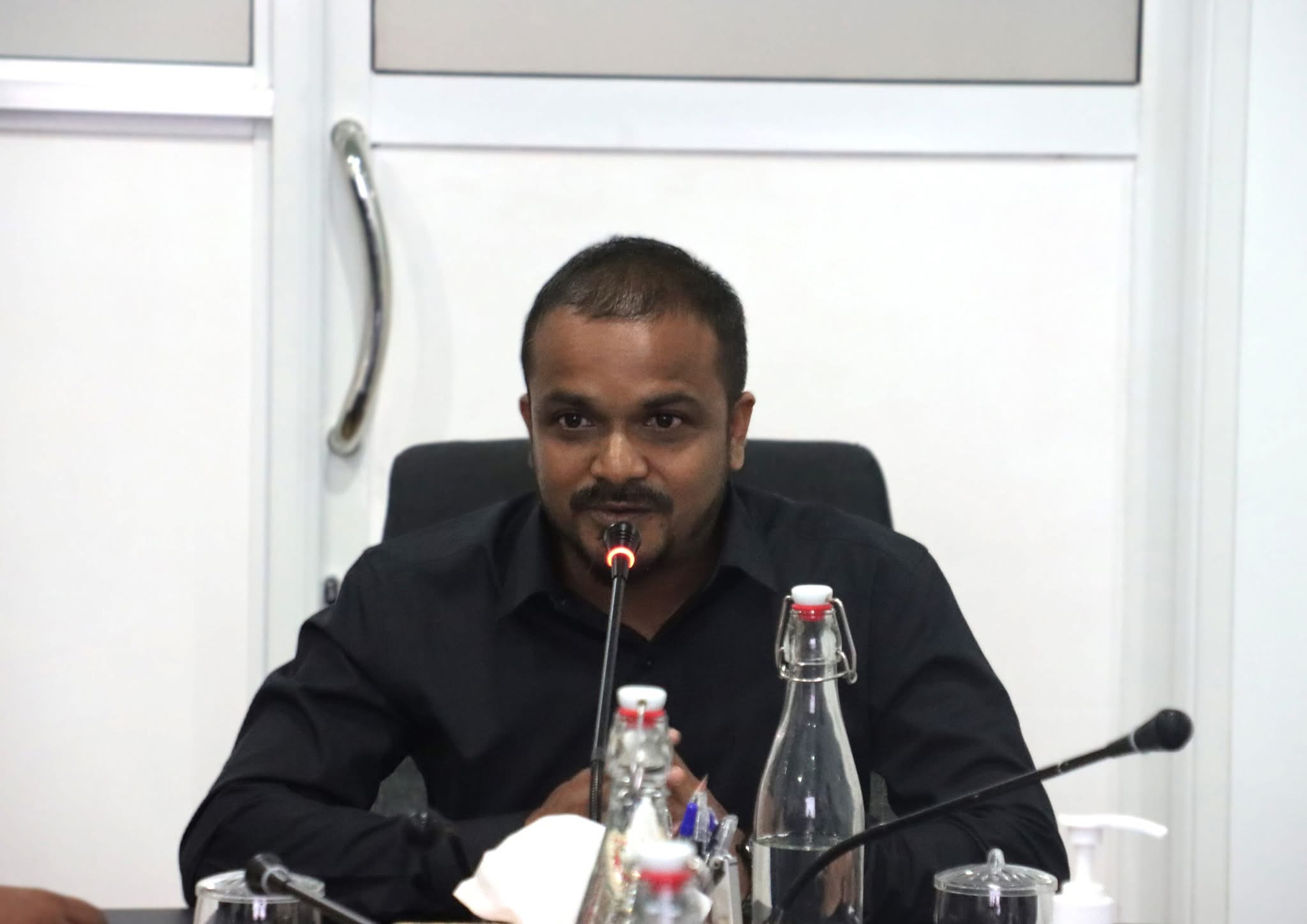 މޯލްޑިވްސް މީޑިއާ ކައުންސިލް އާ ދައުރުގެ ރައީސް ކަމަށް ‘ތިލަދުން’ ގެ ހުސައިން ސަގީފް