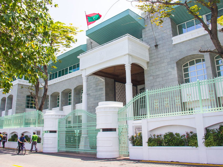 މީލާދީ އަހަރު ފެށުން: ޖެނުއަރީ 2 ވަނަ ދުވަސް ސަރުކާރު ބަންދު!