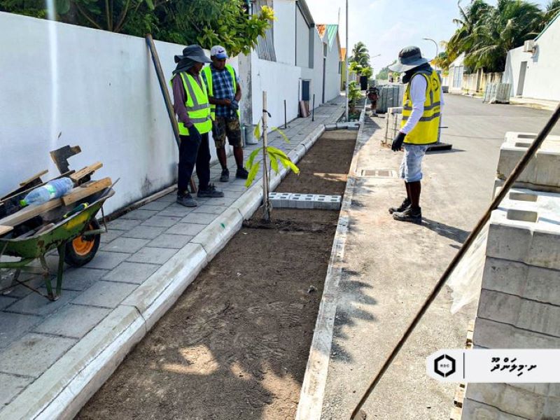 ށ. މިލަންދޫ މަގު ހެދުމުގެ މަޝްރޫޢުގެ އަމަލީ މަސައްކަތް ނިމިއްޖެ