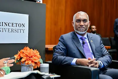 ސާކްގެ ޗާޓަރ ދުވަހުގެ މުނާސަބަތުގައި ރައީސް ތަހުނިޔާ ފޮނުއްވައިފި
