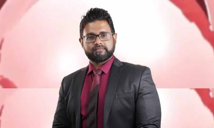 ދުންފަތާ ދުރުވާށޭ ބުނެ، ސިނގިރޭޓް ދޫކޮށް ވޭޕް ބޭނުންކުރުމުން ވާނެ ފައިދާއެއް ނެތް: ޑރ މުހައްމަދު އަލީ