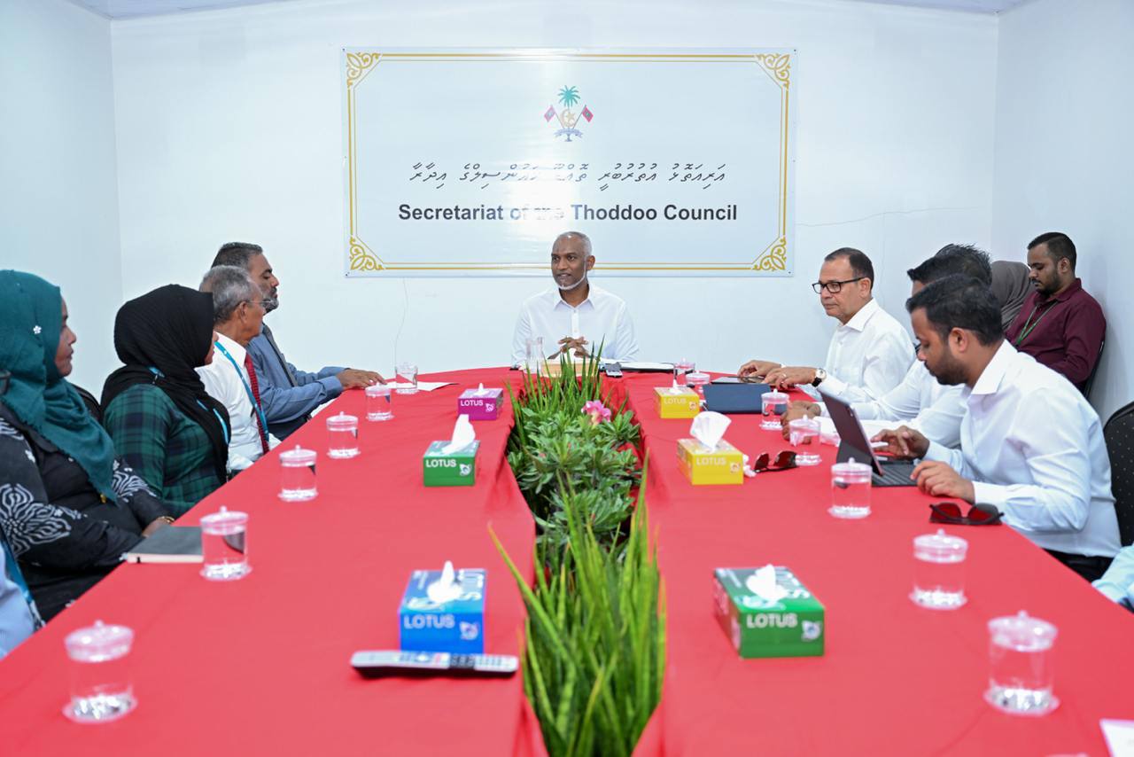 ރައީސް ޑރ.މުޢިއްޒު، ތޮއްޑޫ ކައުންސިލާ ބައްދަލުކުރައްވައިފި