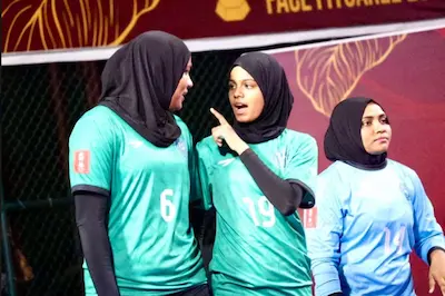 ގދ އަތޮޅު ކައުންސިލް ވޮލީ މުބާރާތް: ހާސްކަމެއްނެތި ހޯނޑެއްދޫ މައްޗަށް ކުރި ހޯދައި ފިޔޯރީން މުބާރާތް ފެށީ ގަދަކޮށް!