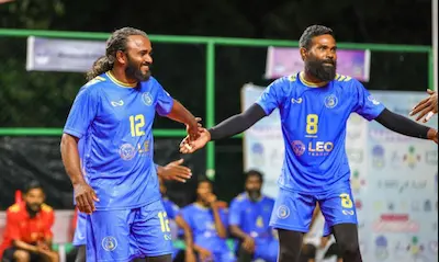 ނިލަންދޫ ރާވެރިޔާ 2024: ފަޒީލްގެ ބާރު ޝޮޓު ތަކާއިއެކު ބޮންބޮން ސްޕޯޓްސް ކުލަބު ބަލިކޮށް، ޓޮޕް ބްރަދާސްއަށް ގުރޫޕުގެ އެއްވަނަ!