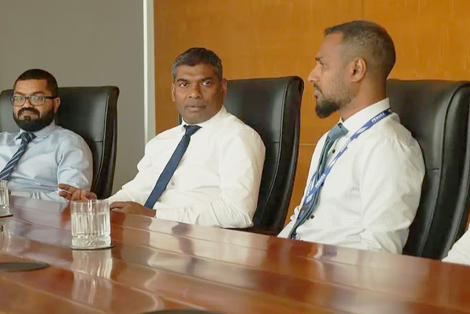 ފިނޭންސްގެ އެންގުމަށް، އެސްޓީއޯގެ ދަށަށް ފެނަކަ ބަދަލު ކުރުމުގެ މަސައްކަތް ހުއްޓާލައިފި