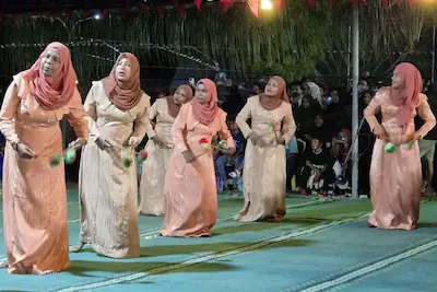 ގަމުގައި ލަނގިރި ޖެހުން: އަންހެނުންނާ ފިރިހެނުން، ދެ ޖިންސު ވަކިން!