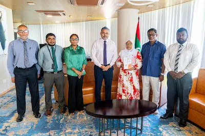 އުފެއްދުންތެރިކަމުގެ މައުރަޒުން ރަންވަނަތަކެއް ހޯދި އައިމިނަތު އިބްރާހީމާ، ވަޒީރު ޝިޔާމް ބައްދަލު ކުރައްވައިފި