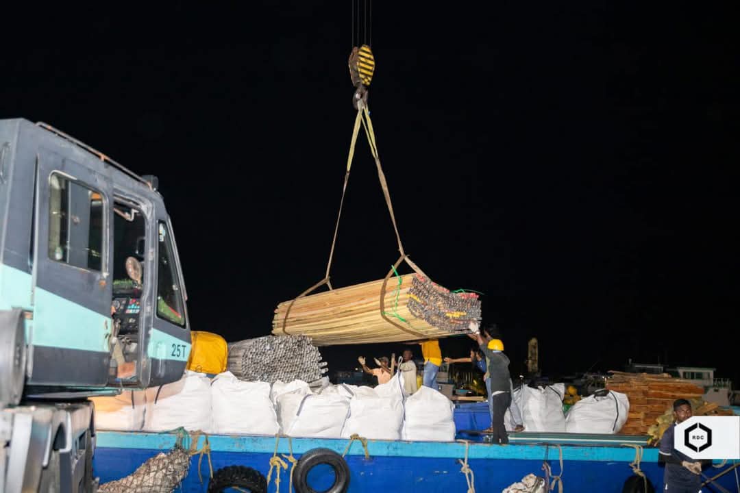 ވެލިދޫގައި އަލަށް ބިނާ ކުރާ 3 އިމާރާތެއްގެ މަސައްކަތަށް ބޭނުންވާ ސާމާނު ފޮނުވުމުގެ މަސައްކަތް ދަނީ ކުރަމުން: އާރްޑީސީ