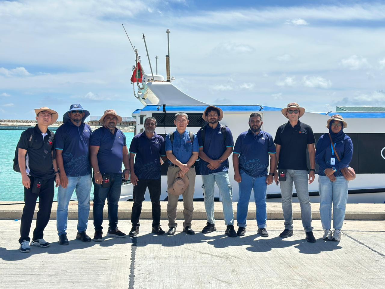 އެމްޓީސީސީ އާއި ޔަންމާގެ އާރުއެސްޑަބްލިއު ޓީމުން، ހާއްސަ ދަތުރެއްގައި، ހުވަދުއަތޮޅުގެ ރަށްތަކަށް