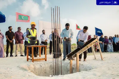 16 އެނދުގެ ޖާގަ ހިމެނޭ ހުރާ ސިއްޙީ މަރުކަޒު އައު އިމާރާތުގެ ޢަމަލީ މަސައްކަތް އެމްޓީސީސީ އިން ފަށައިފި