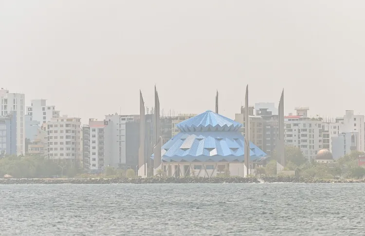 ކުރިއަށް އޮތް 5 ދުވަހު ވެސް ދުންފުނީގެ އަސަރު ކުރާނެ; ބޭރަށް ނުކުމެ އުޅޭއިރު މާސްކް އެޅުމަށް އިލްތިމާސް!
