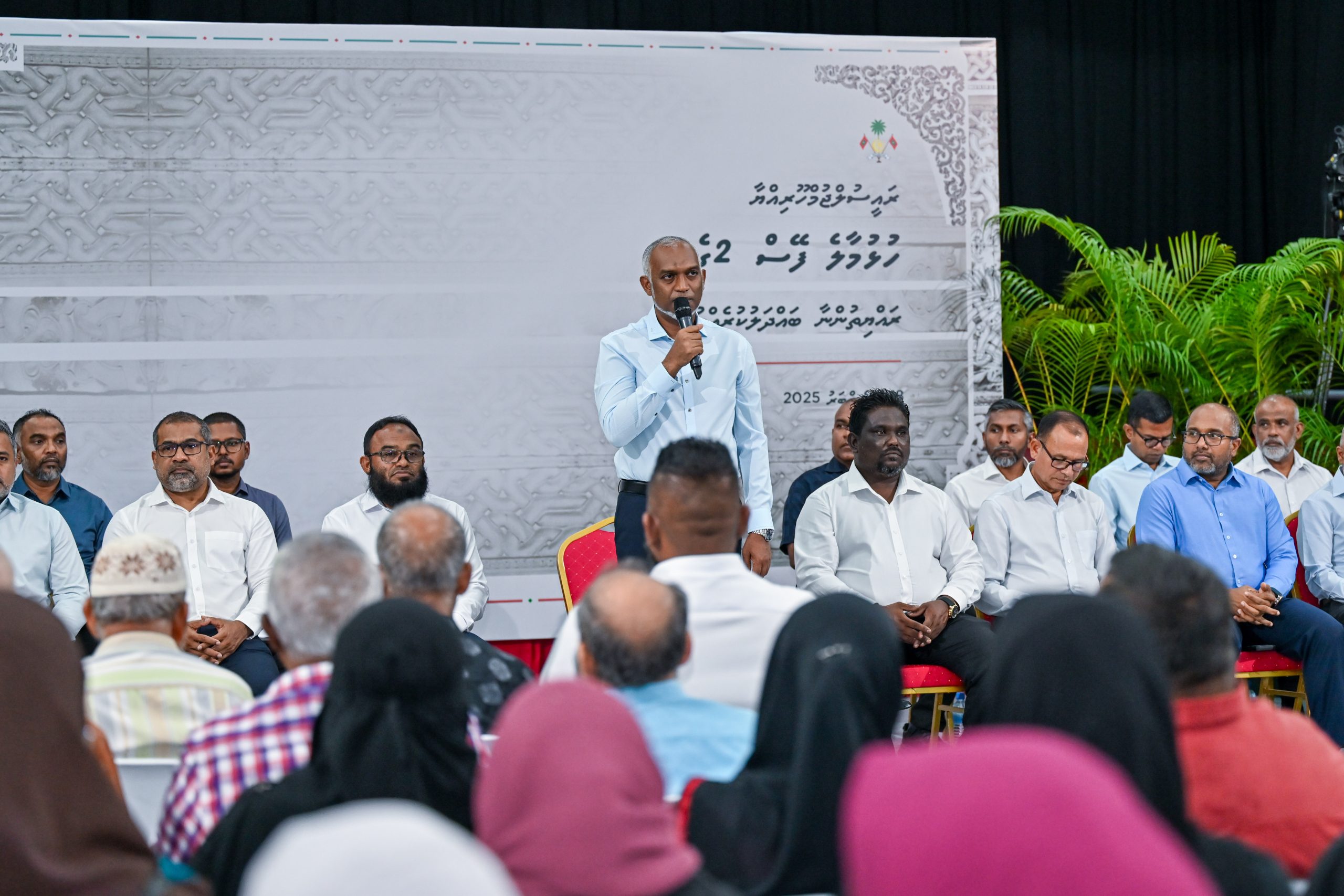 ހުޅުމާލޭގައި ތަރައްޤީ ކޮށްފައިވާ 4000 ފުލެޓުގެ ކުލިތައް ރައީސް ޑރ މުޢިއްޒު, ކުޑަ ކޮށްދެއްވައިފި