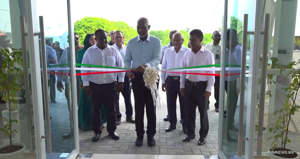 ރ. ދުވާފަރު ޞިއްޙީ މަރުކަޒުގެ އައު އިމާރާތް ރައީސް ހުޅުއްވައި ދެއްވައިފި