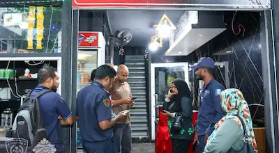 ގަވާއިދާ ޚިލާފަށް ހިންގަމުން ދިޔަ އިތުރު ދެ ވިޔަފާރިއެއް ބަންދު ކޮށްފި