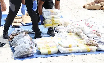 މަސްތުވާތަކެތި އެތެރެ ކުރާ މީހުންނަށް މަރުގެ އަދަބު ދޭ ގޮތަށް ނިންމައިފި