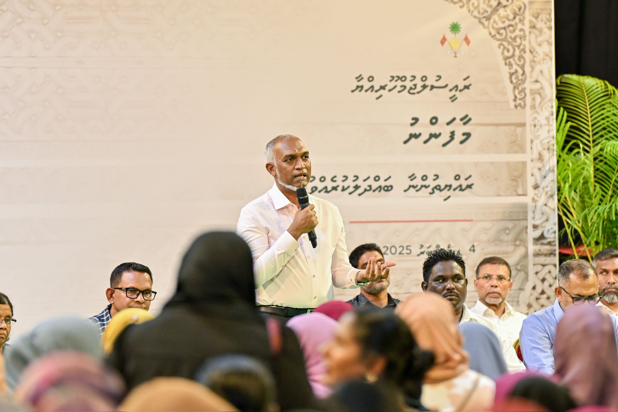 ޝަރީއަތް ނިމެންދެން ބަންދުގައި މިވަގުތު ތިބީ 347 މީހުން, ގިނައީ ބޮޑެތި ކުށްތަކުގެ ތުހުމަތުގައި ބަންދުކޮށްފައި ތިބި މީހުން: ރައީސް