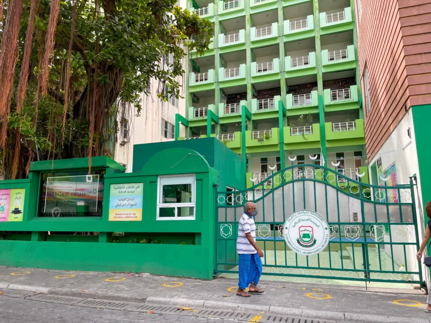 އަރަބިއްޔާގެ ކުރީގެ އިމާރާތް ތަޅާލުމުގެ މަސައްކަތް ފަށައިފި
