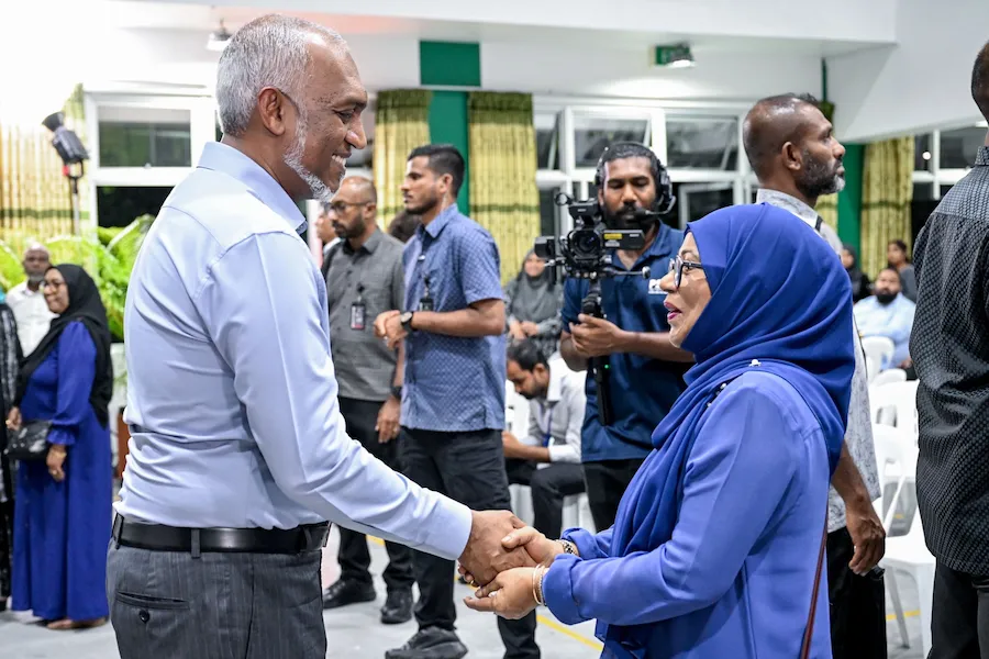 ސަރުކާރުގެ ޓެކްސީ ލައިންގެ ބޭނުމަކީ ވިޔަފާރި އަތުލުން ނޫން، ފެންވަރު ރަނގަޅު ޚިދުމަތް ދިނުން: ރައީސް