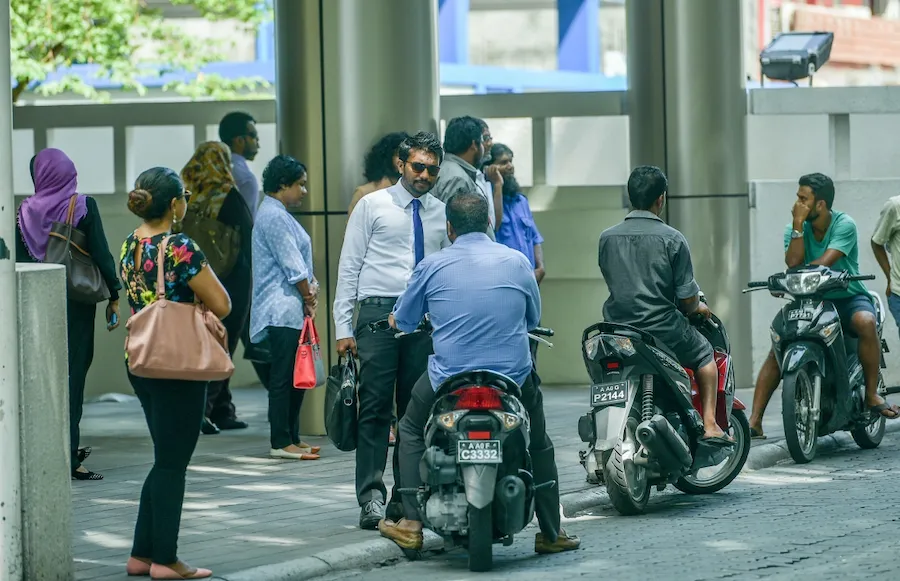 ދައުލަތުގެ މަސައްކަތްތައް ރަސްމީ ގަޑި ނޫން އެހެން ގަޑިތަކުގައިވެސް ކުރެވޭނެ